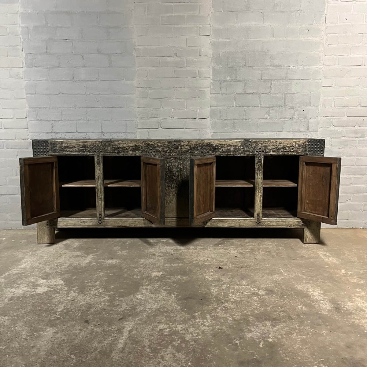 Robustes chinesisches Sideboard aus altem Ulmenholz | 5 Türen D032