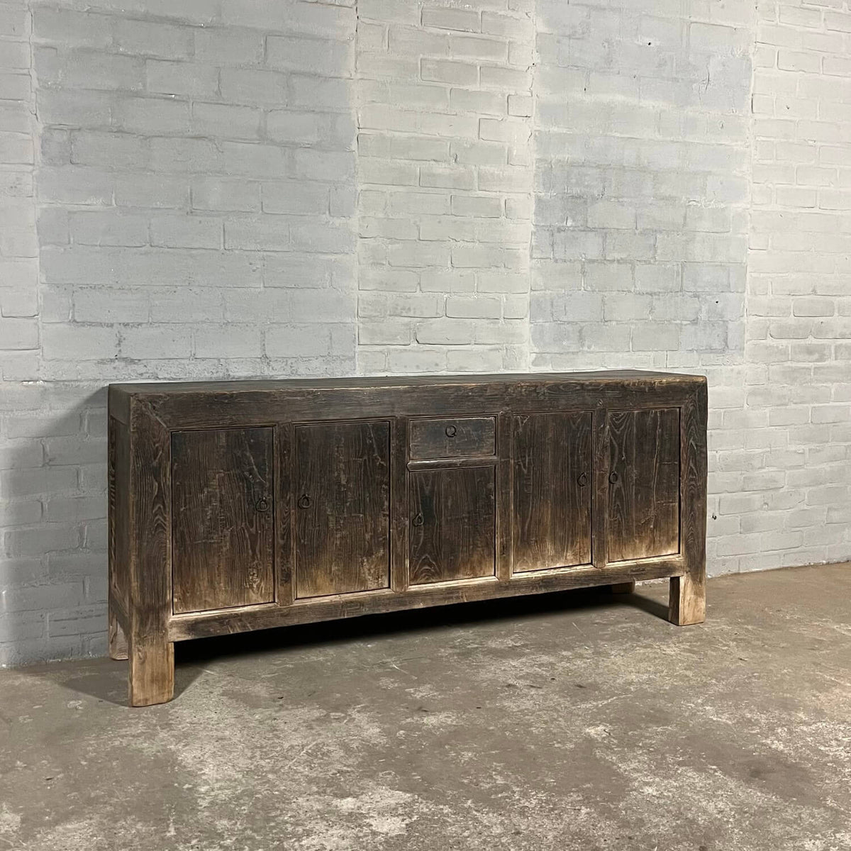 Rustikales chinesisches Sideboard – schwarzem Ulmenholz | 5 Türen D033
