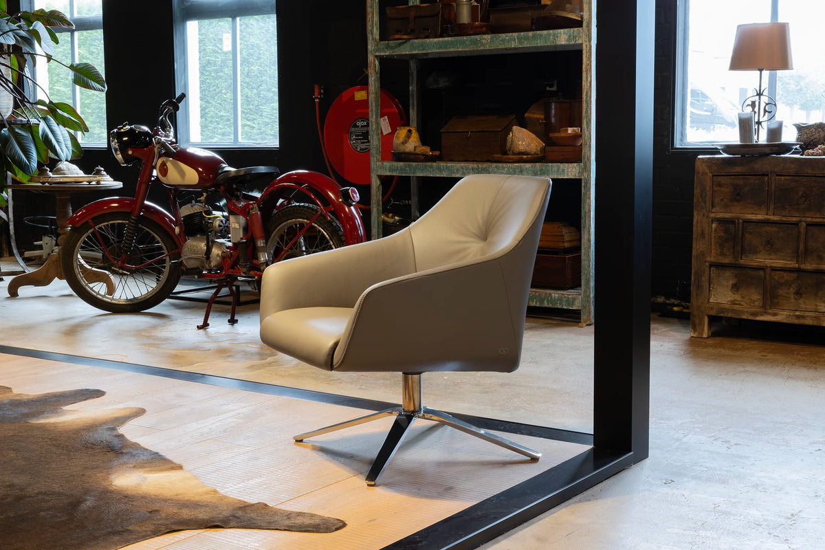 DS-31 Sessel mit Fußhocker | de Sede