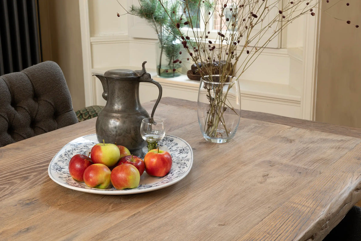 Industriële in hoogte verstelbare eettafel met luxe eikenhouten tafelblad