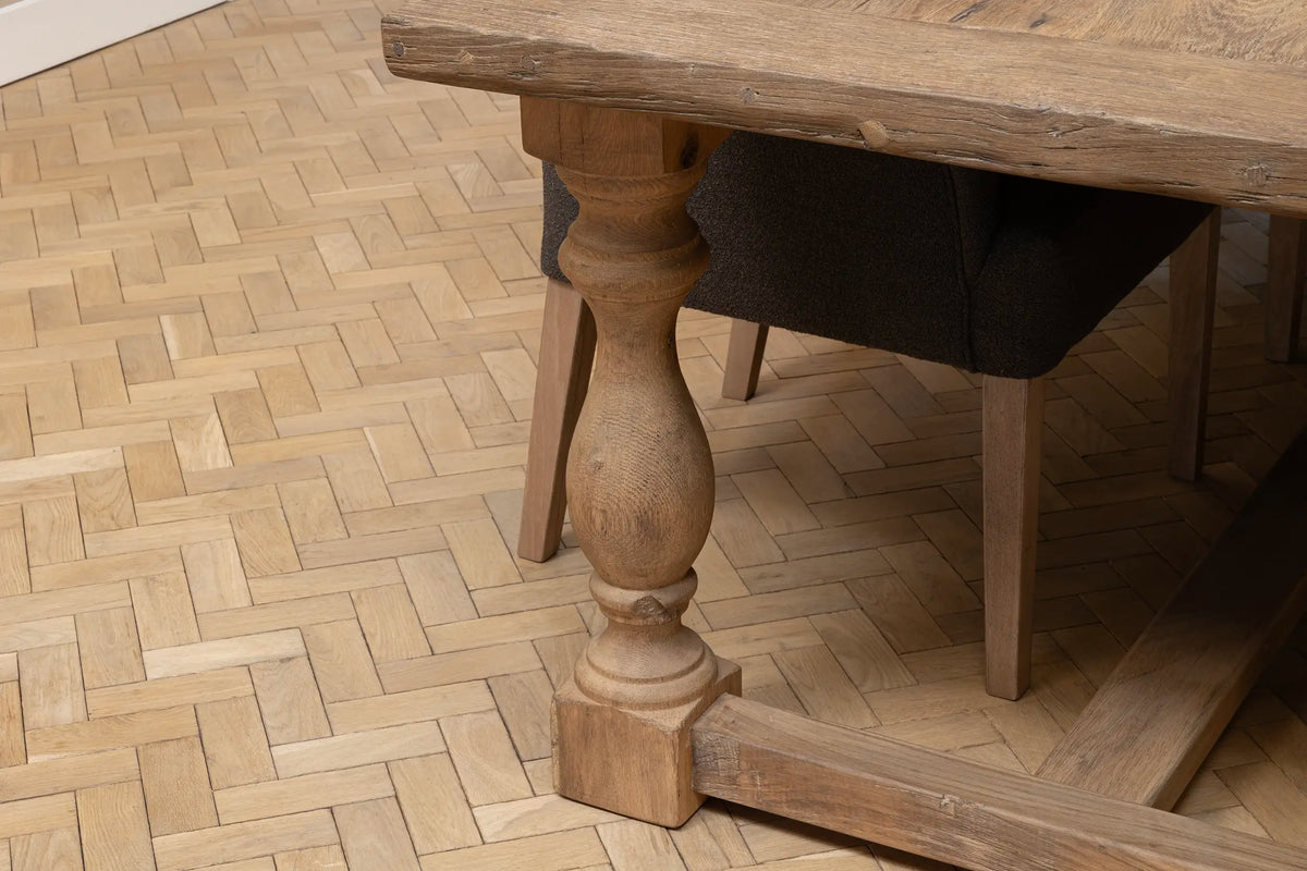 Tafelpoot van kloostertafel york