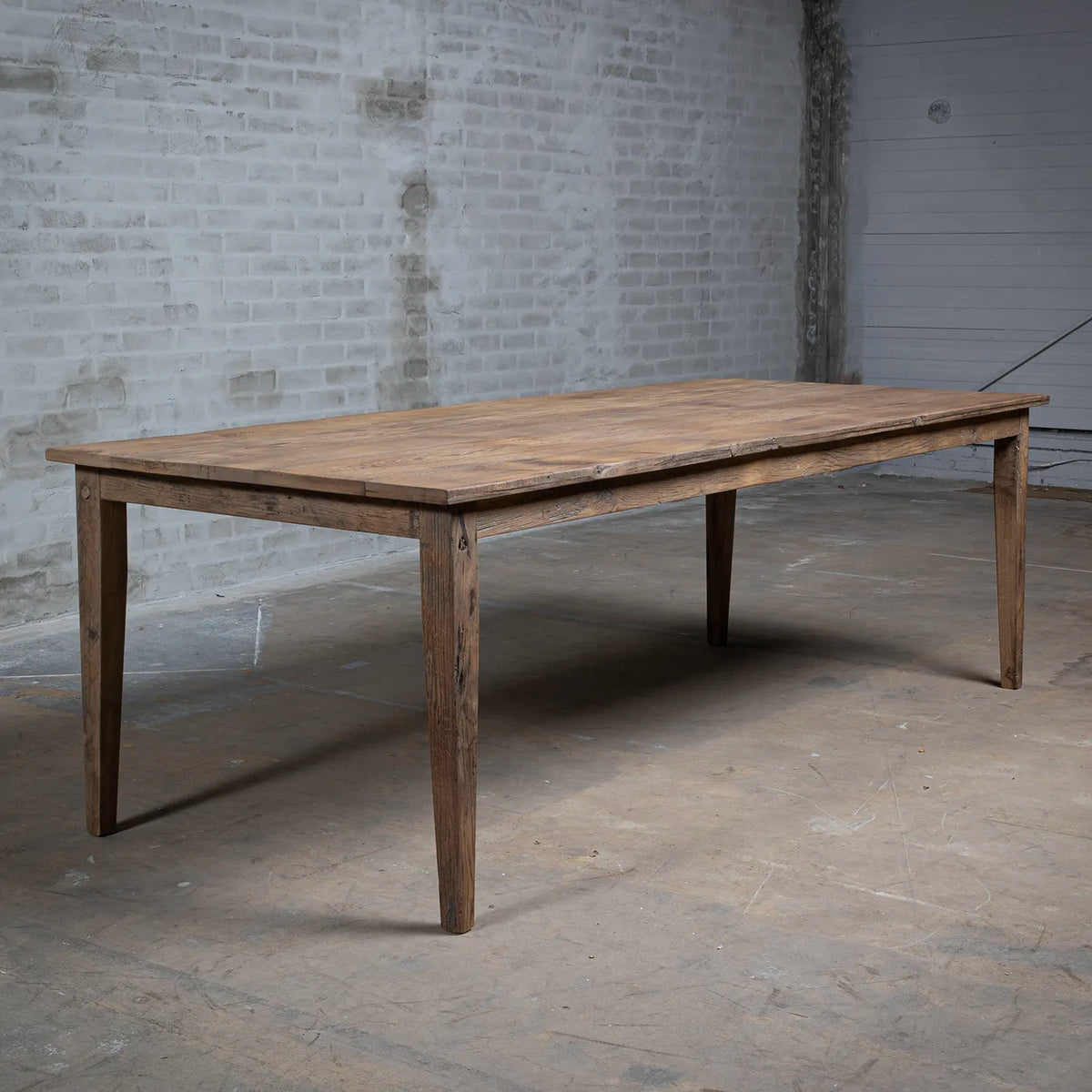 Franse boerentafel Jean van oud eikenhout in landelijke stijl
