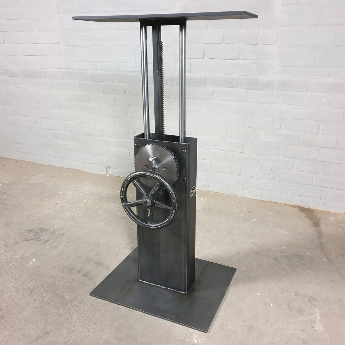 Industriedesign Bistrotisch Tischbeine höhenverstellbar – DT26