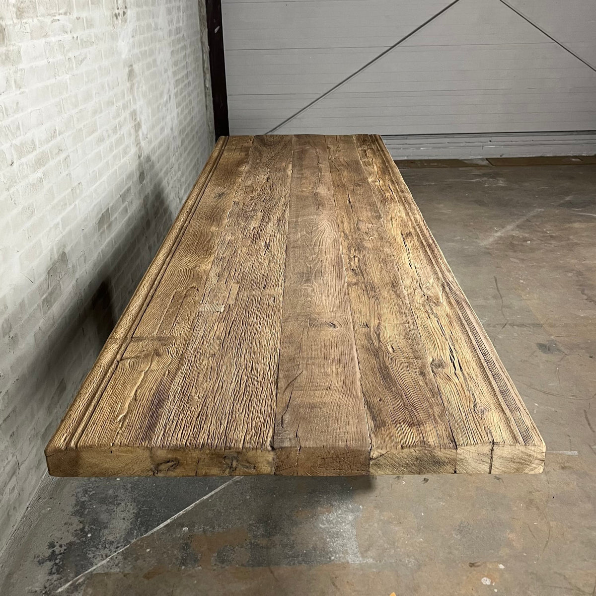 Esstisch höhenverstellbar industrie Design – Tischplatte aus alter Eiche – Limited Edition