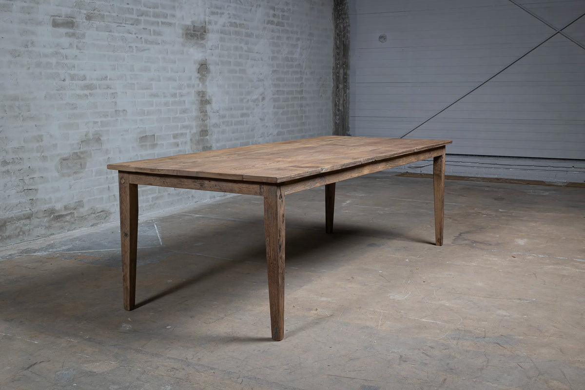 Franse boerentafel Jean van oud eikenhout in landelijke stijl