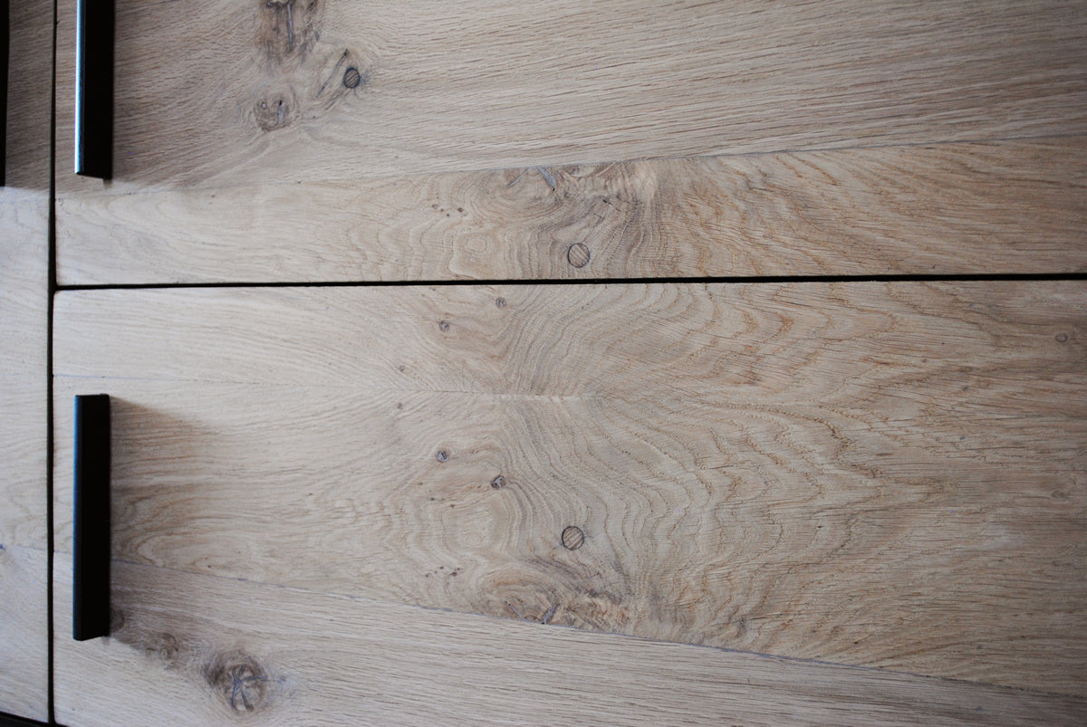 Credenza | Kommode, Altholz Eiche kombiniert mit Stahl