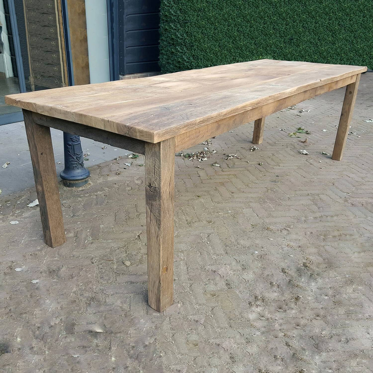 rustieke-franse-tafel-gemaakt-van-zonverbrand-oud-eiken-z002-01
