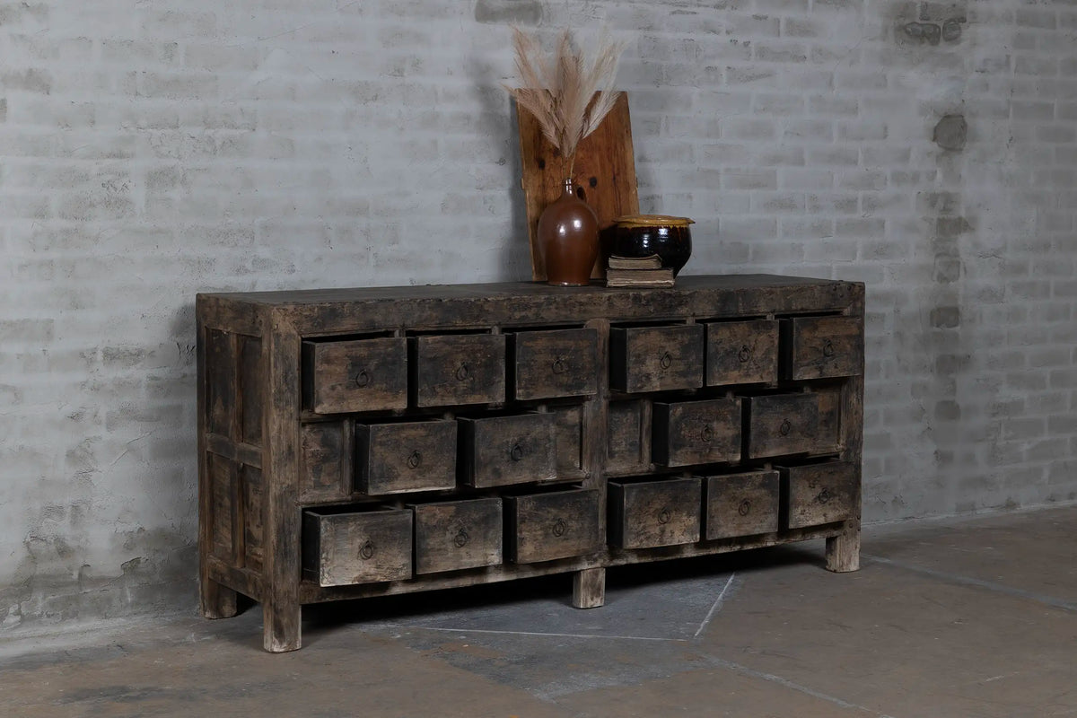 Groot Chinees dressoir