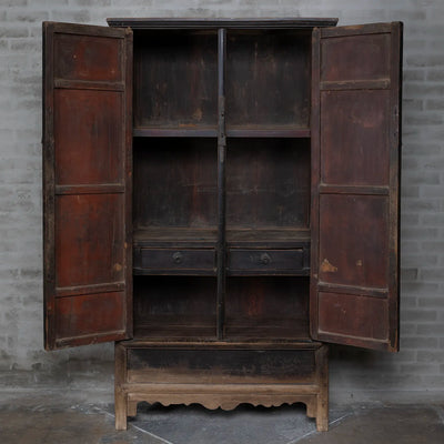 Alter chinesischer Schrank schwarz – Ulmenholz | 2-türig – D024