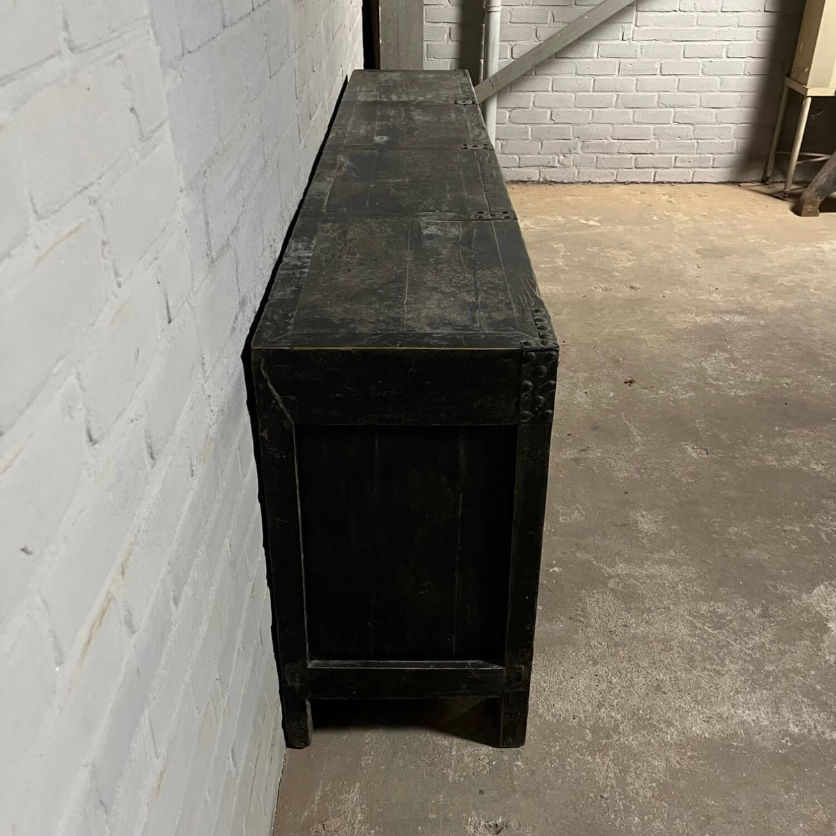 Robustes chinesisches Sideboard aus altem Ulmenholz | 5 Türen D032