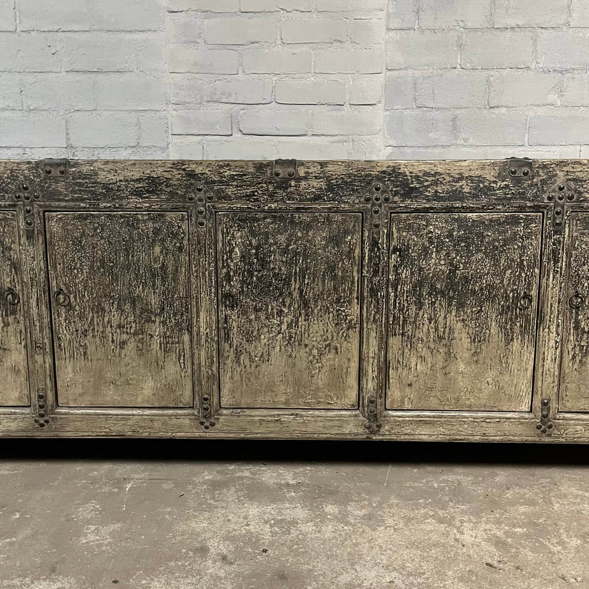 Robustes chinesisches Sideboard aus altem Ulmenholz | 5 Türen D032
