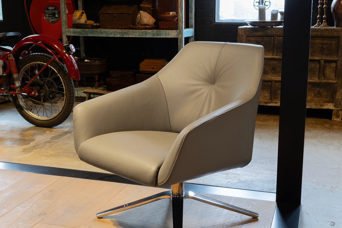 DS-31 Sessel mit Fußhocker | de Sede