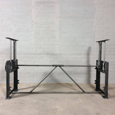 Industriedesign Tischgestell höhenverstellbar – DT02