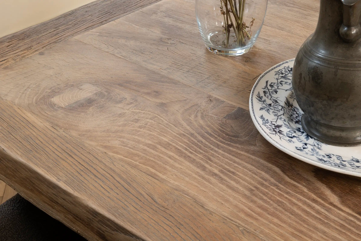 Industriële in hoogte verstelbare eettafel met luxe eikenhouten tafelblad