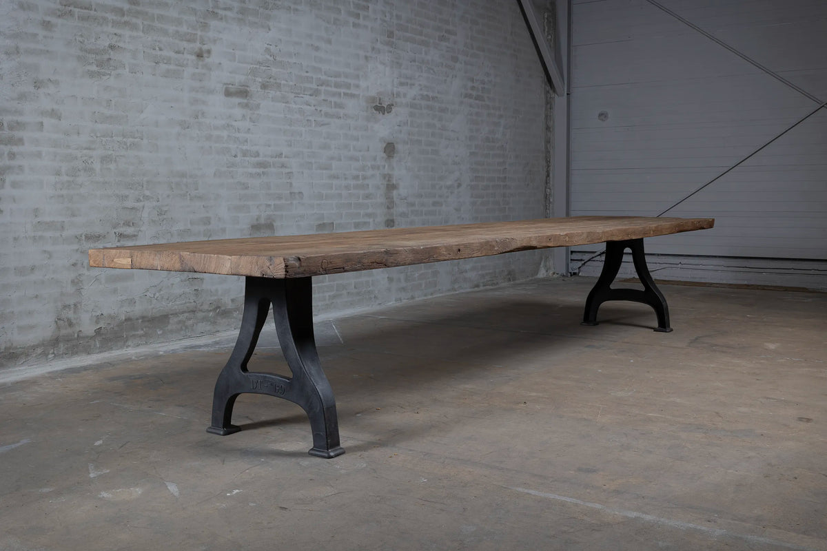 Esstisch nach Industrie design mit massiven Tischplatte – DT11