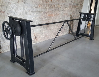 Industriedesign Tischgestell höhenverstellbar – DT13