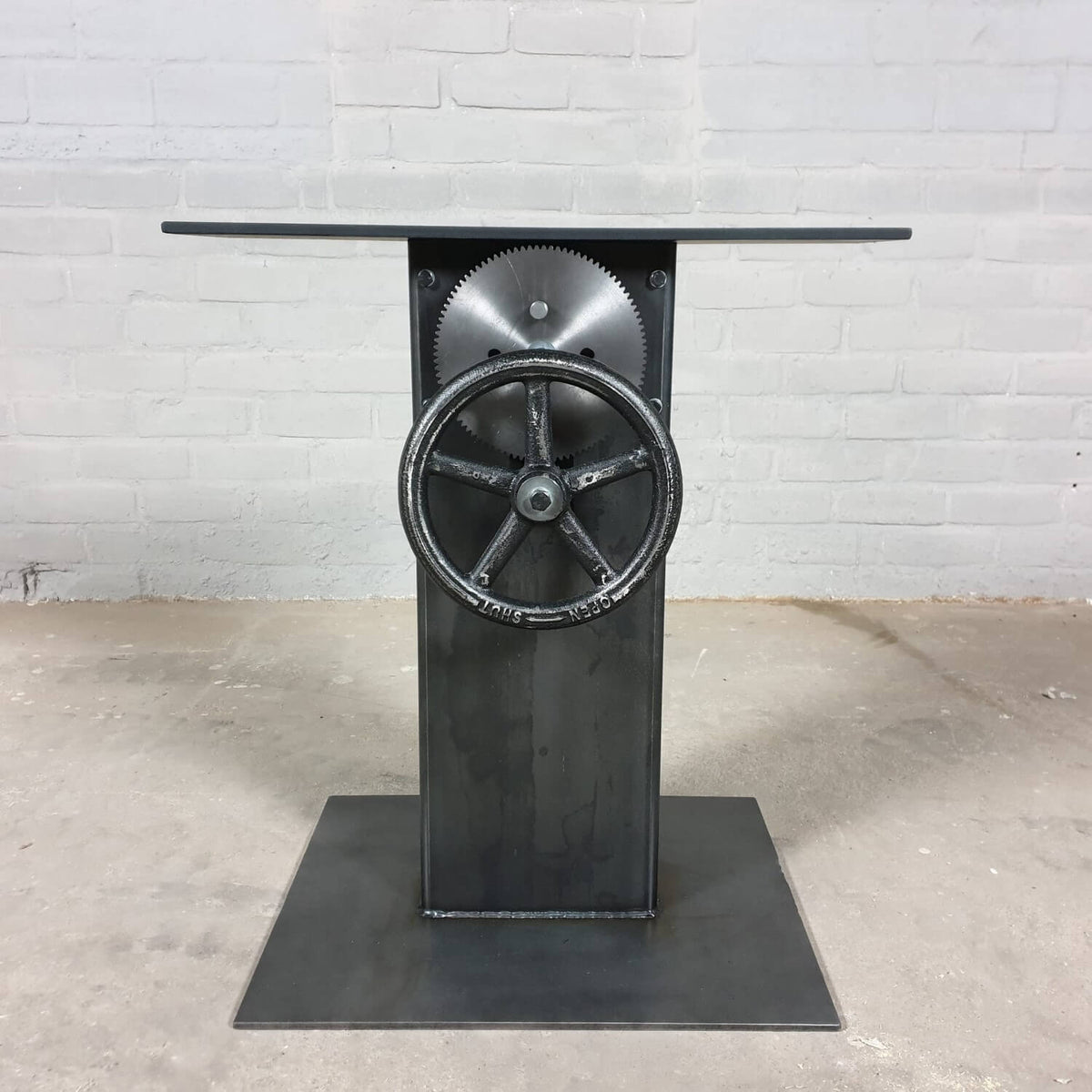 Industriedesign Bistrotisch Tischbeine höhenverstellbar – DT26
