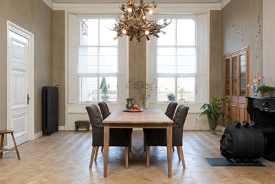 Franse eiken eettafel model Pierre in landelijke stijl op maat gemaakt