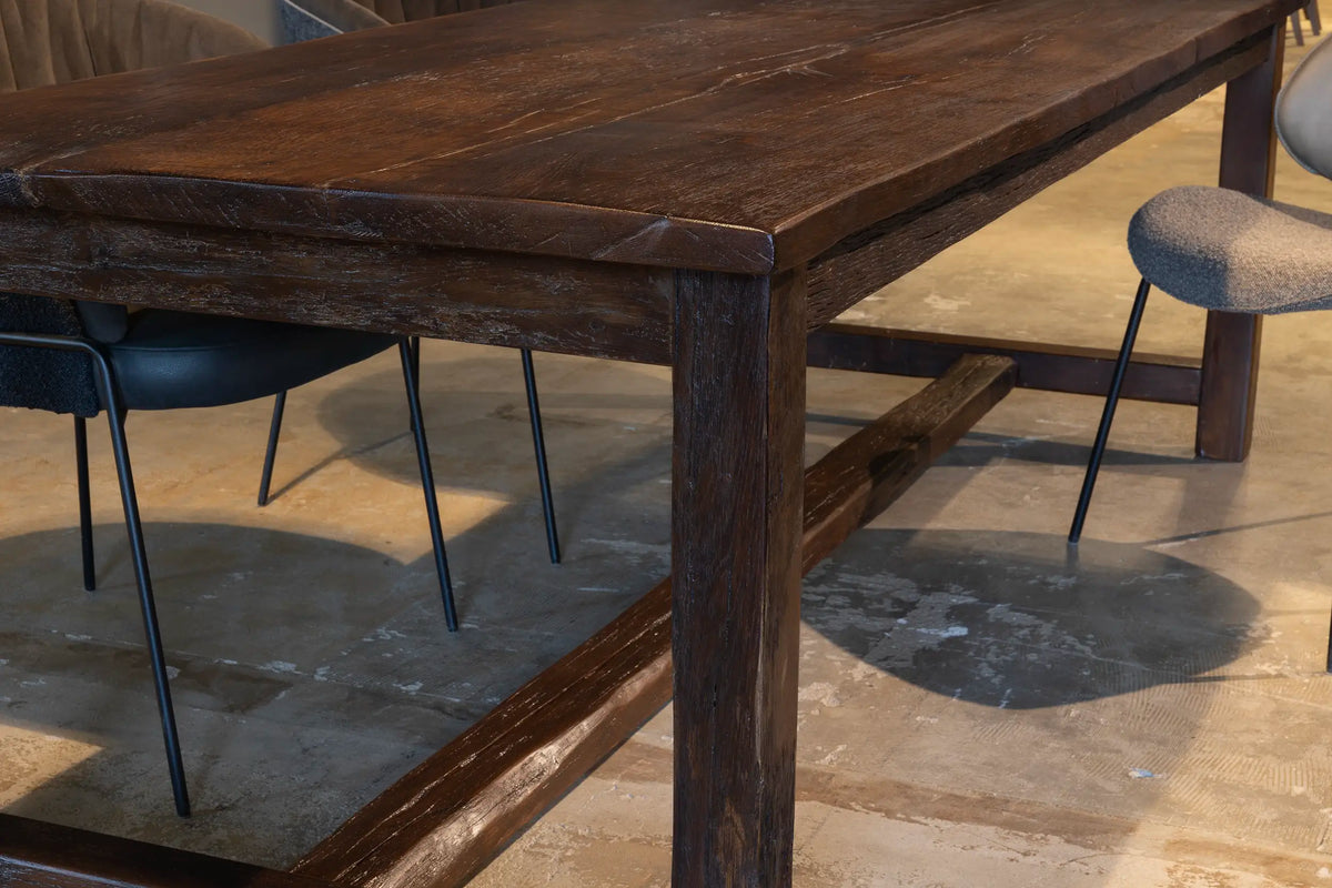 Kloostertafel Konstanz gemaakt van massief hergebruikt eikenhout