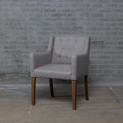Set landelijke eetkamerstoelen met armleuning in de aanbieding