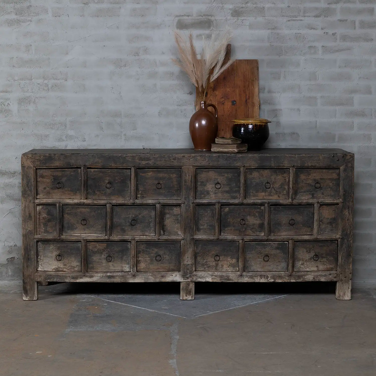 Oud Chinees dressoir