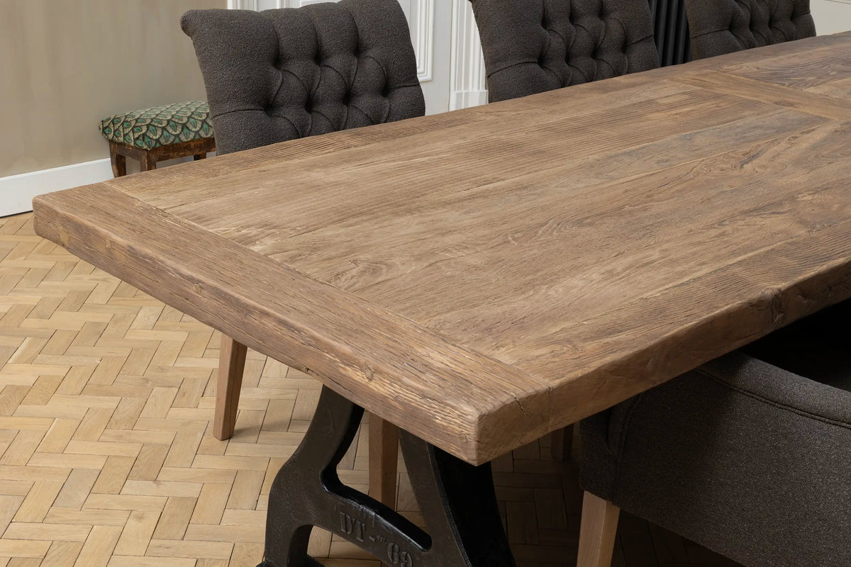 Esstisch Industrial style aus alter Eiche nach maß – DT27