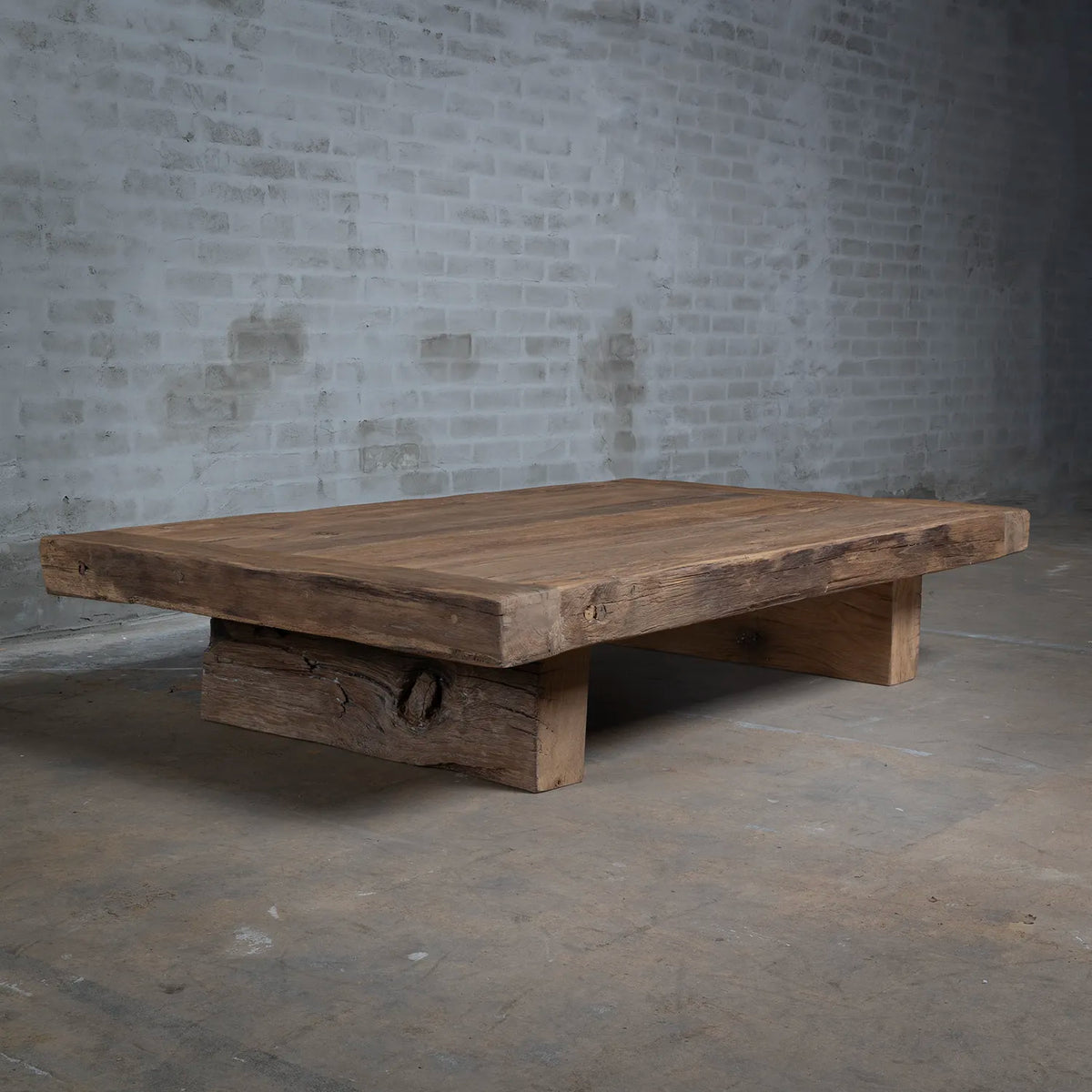 Landelijke eikenhouten salontafel Hubert van duurzaam oud hout