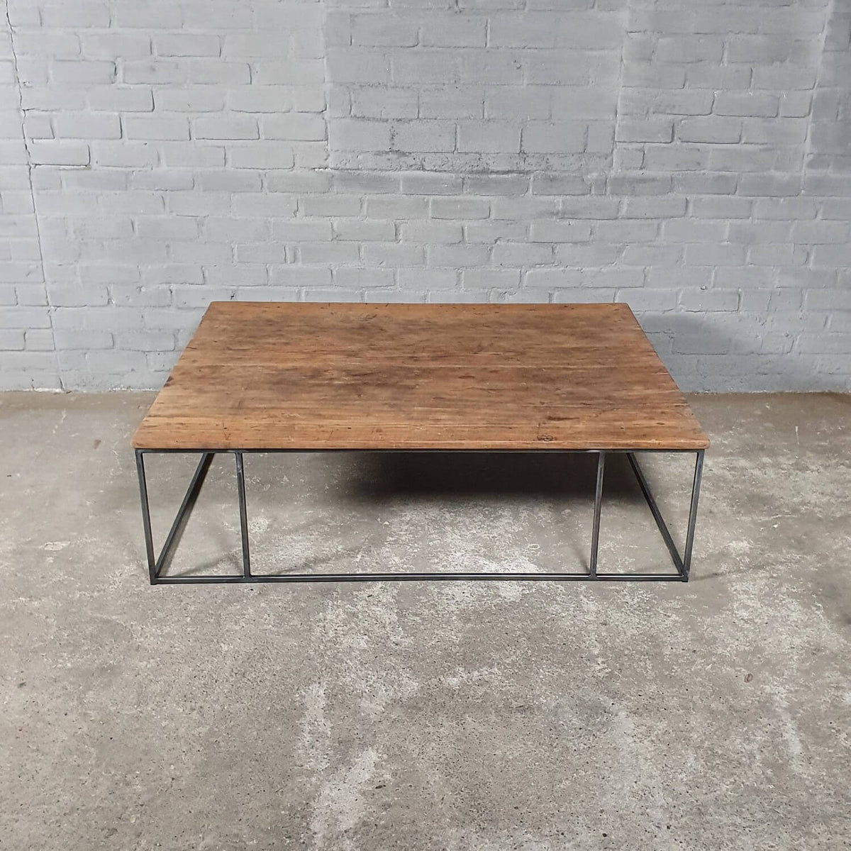 Salontafel industrieel met stalen onderstel - IND770