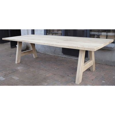 Esstisch in Skandinavischer design aus rustikaler Eiche – G019