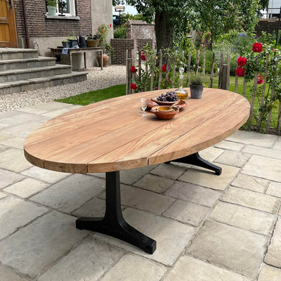 Industrie design ovaler Gartentisch aus Teakholz mit Tischbeinen aus Eisen – T14