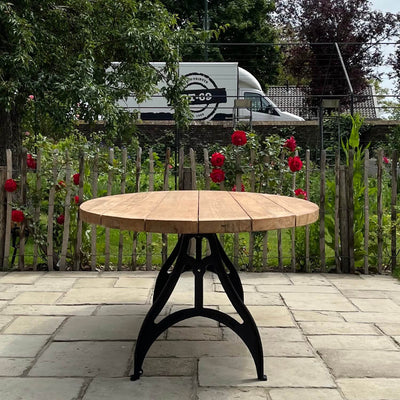 Industrie design ovaler Gartentisch aus Teakholz mit Eisen Tischbeinen – T16