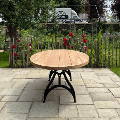 Industrie design ovaler Gartentisch aus Teakholz mit Eisen Tischbeinen – T16