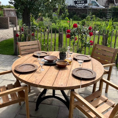 Industrie design runder Gartentisch aus Teakholz mit Eisen Tischbeinen – T17