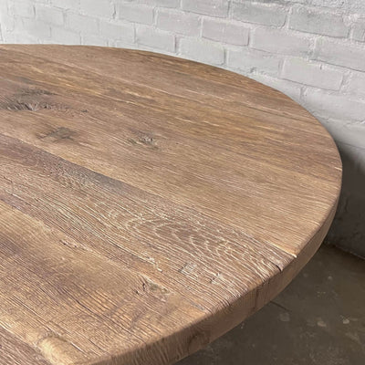 Runder Industrie Design Tisch – Gusseisen Tischgestell – IND601