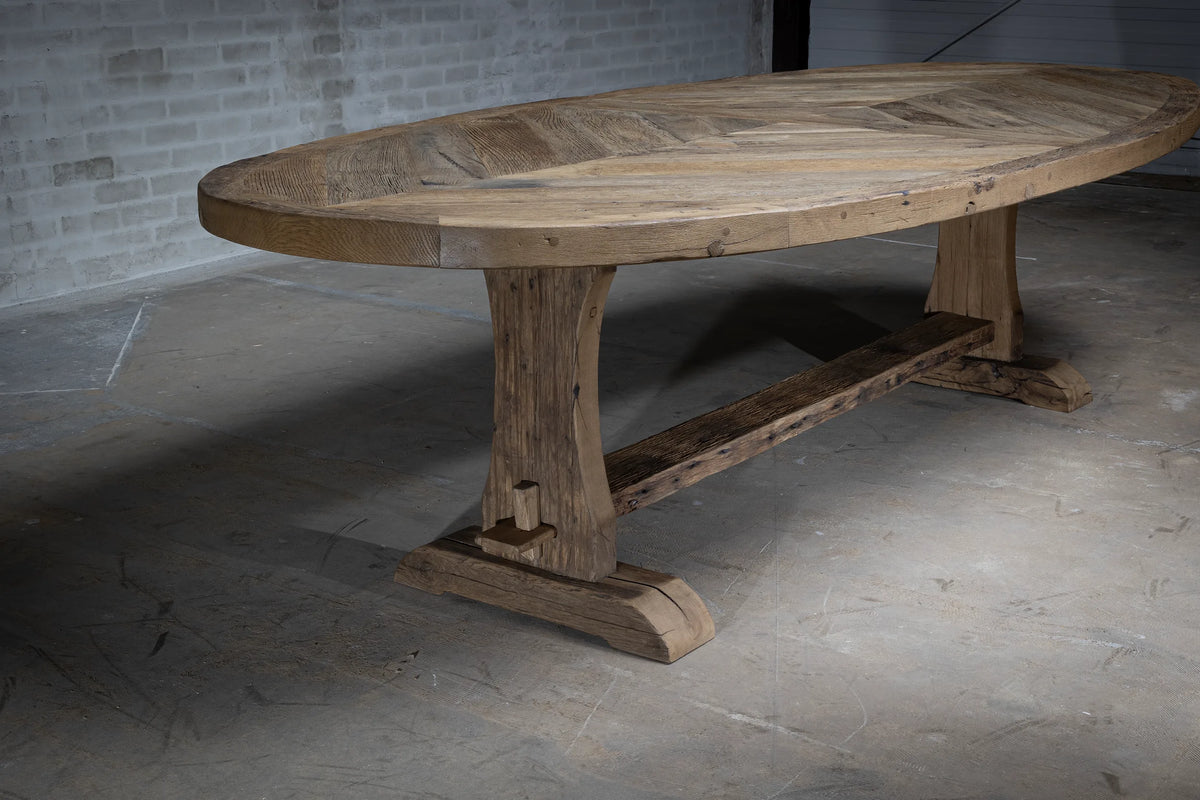 Alte Eiche Klostertisch oval – Annecy Landhausstil – H032