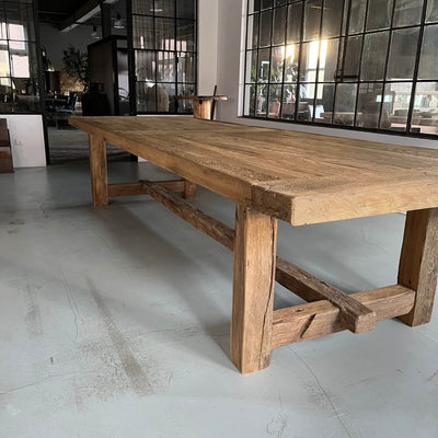 Robuster Klostertisch Ulm – Altholz Eiche 7cm – Z027