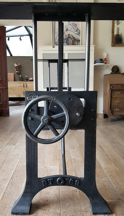 Industriedesign Tischgestell höhenverstellbar separat – DT03-LOS