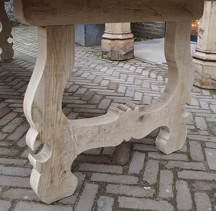 Esstisch aus Eichenholz im Hacienda-Stil – G005