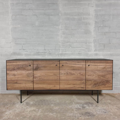 tv-meubel-modern-dressoir-notenhout-gecombineerd-met-staal-d006-01