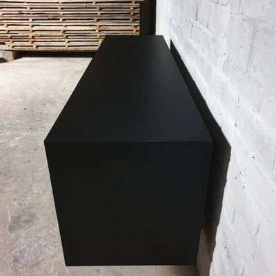Moderner TV-Schrank und Sideboard – Aus Nussbaumholz und Stahl – D006